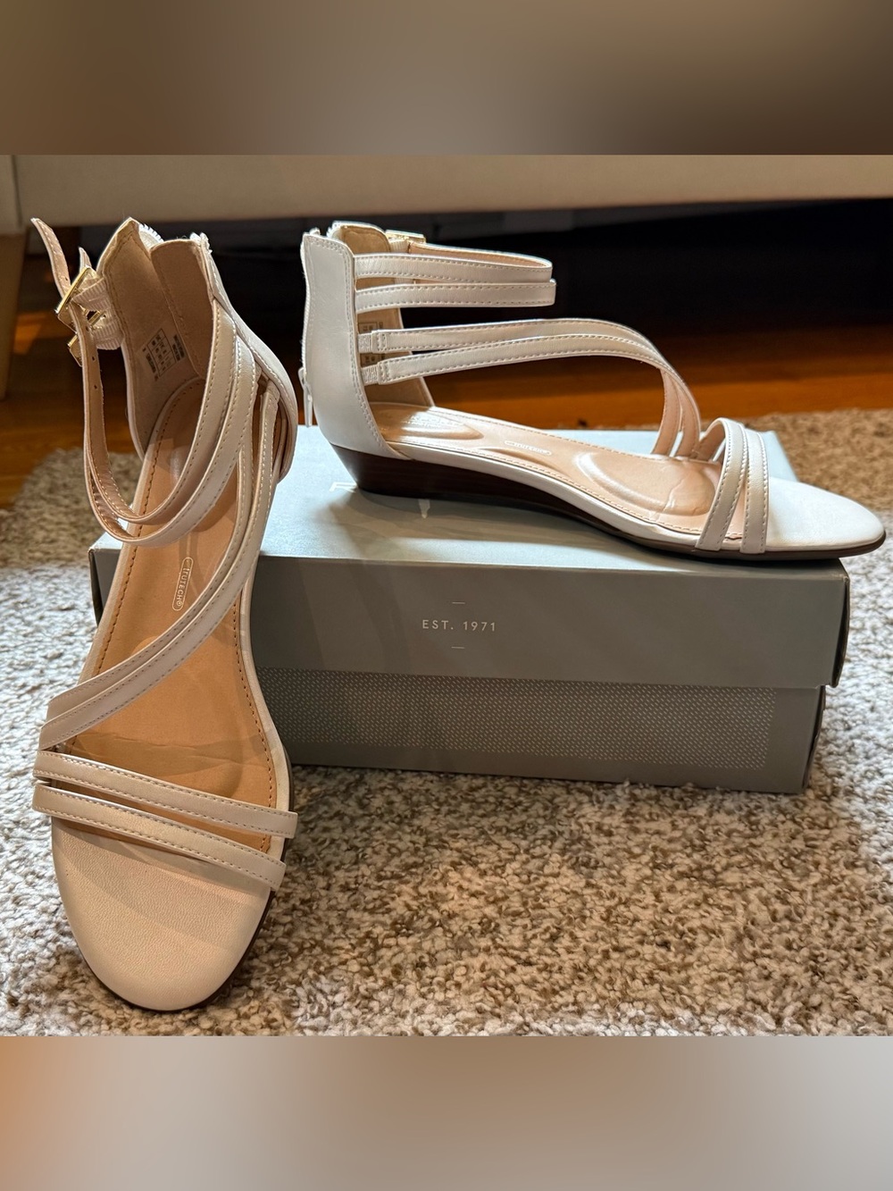 Rockport Total Motion Formal Wedge Ankle Strap Pearl White Sandals 7.5